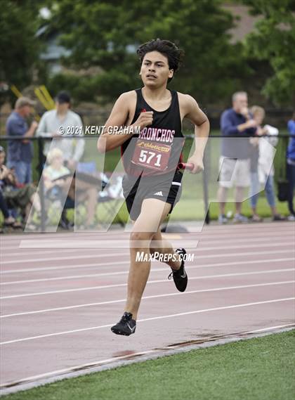 Thumbnail 1 in IHSAA Regional Meet photogallery.
