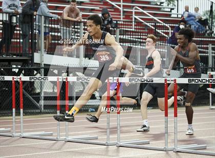 Thumbnail 3 in IHSAA Regional Meet photogallery.