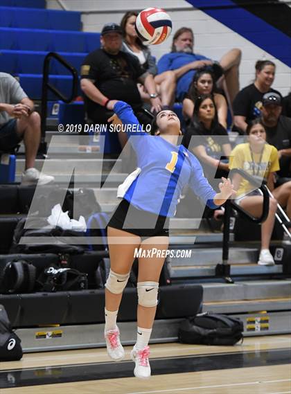 Thumbnail 2 in Brawley vs. Mountain Ridge (NIKE Tournament of Champions) photogallery.