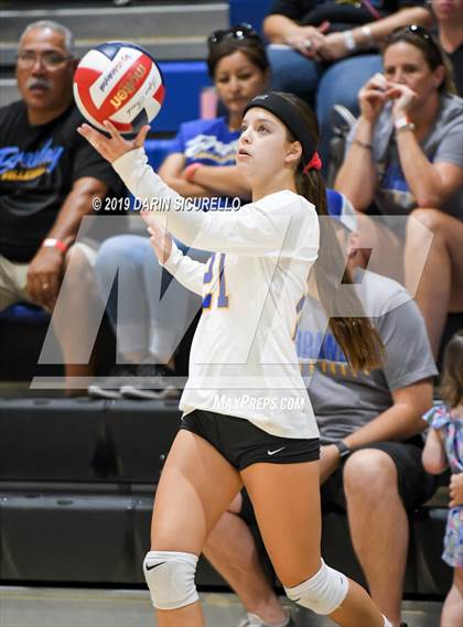 Thumbnail 3 in Brawley vs. Mountain Ridge (NIKE Tournament of Champions) photogallery.