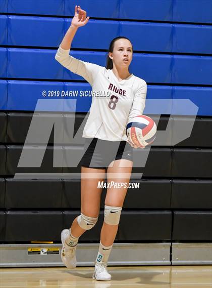 Thumbnail 2 in Brawley vs. Mountain Ridge (NIKE Tournament of Champions) photogallery.