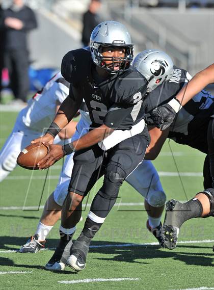 Thumbnail 1 in Guyer vs. Aledo (UIL 4A Division 1 Area Playoff) photogallery.