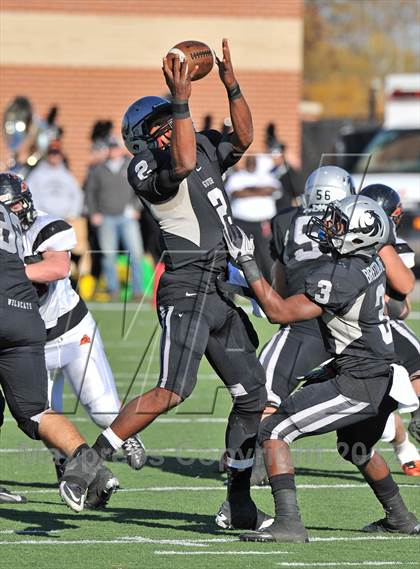 Thumbnail 1 in Guyer vs. Aledo (UIL 4A Division 1 Area Playoff) photogallery.