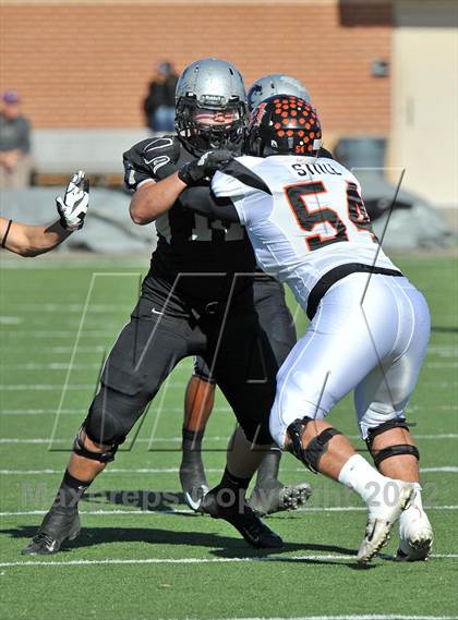 Thumbnail 2 in Guyer vs. Aledo (UIL 4A Division 1 Area Playoff) photogallery.