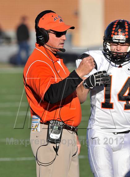Thumbnail 3 in Guyer vs. Aledo (UIL 4A Division 1 Area Playoff) photogallery.