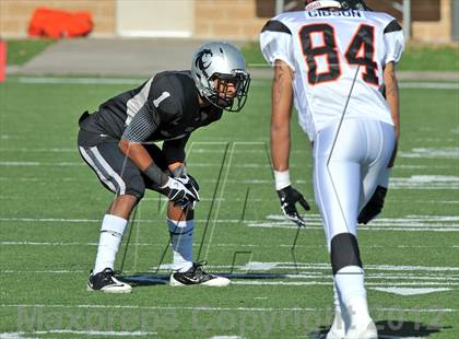 Thumbnail 3 in Guyer vs. Aledo (UIL 4A Division 1 Area Playoff) photogallery.