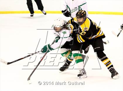 Thumbnail 2 in Lindbergh vs. Oakville photogallery.