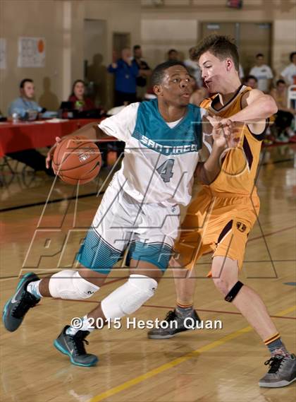 Thumbnail 2 in Liberty vs. Santiago (MaxPreps Holiday Classic) photogallery.
