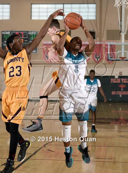 Thumbnail 2 in Liberty vs. Santiago (MaxPreps Holiday Classic) photogallery.