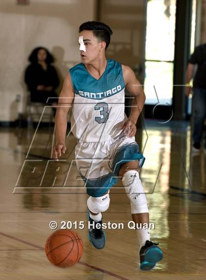 Thumbnail 1 in Liberty vs. Santiago (MaxPreps Holiday Classic) photogallery.