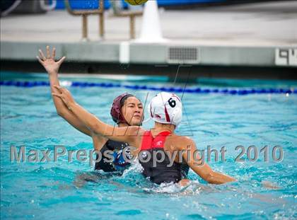 Thumbnail 3 in Laguna Beach vs Vista (Santa Barbara Tournament of Champions) photogallery.