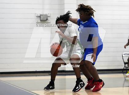 Thumbnail 3 in Navasota vs Brenham (Mike Dacus Classic) photogallery.