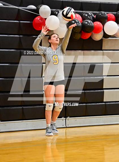 Thumbnail 2 in Littleton vs Pomona photogallery.