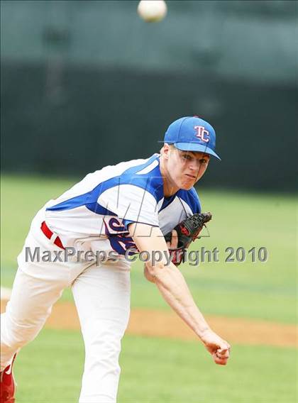 Thumbnail 1 in St Anthony vsTrinity Christian (TAPPS 5A Area Playoffs) photogallery.