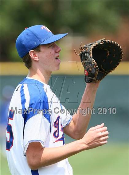 Thumbnail 3 in St Anthony vsTrinity Christian (TAPPS 5A Area Playoffs) photogallery.