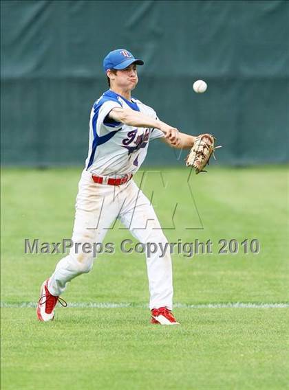 Thumbnail 3 in St Anthony vsTrinity Christian (TAPPS 5A Area Playoffs) photogallery.