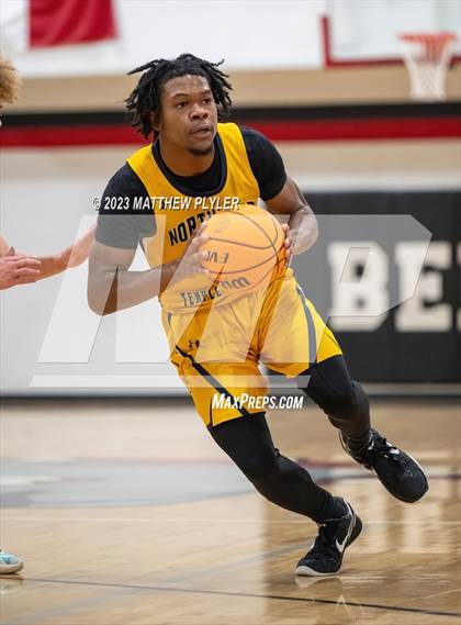 Thumbnail 1 in Coastal Christian vs. Northwood Temple Academy (Berean Christmas Showcase) photogallery.