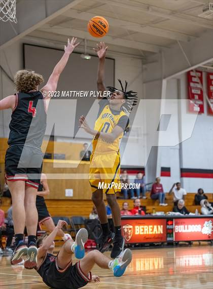 Thumbnail 1 in Coastal Christian vs. Northwood Temple Academy (Berean Christmas Showcase) photogallery.