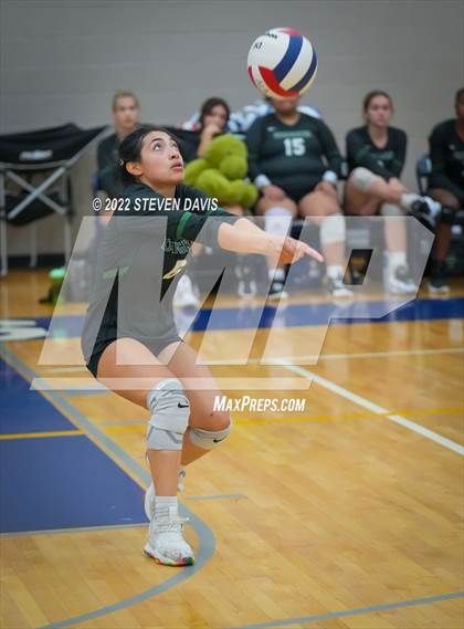 Thumbnail 2 in Youngker vs. Thatcher (Spiketown Invitational) photogallery.