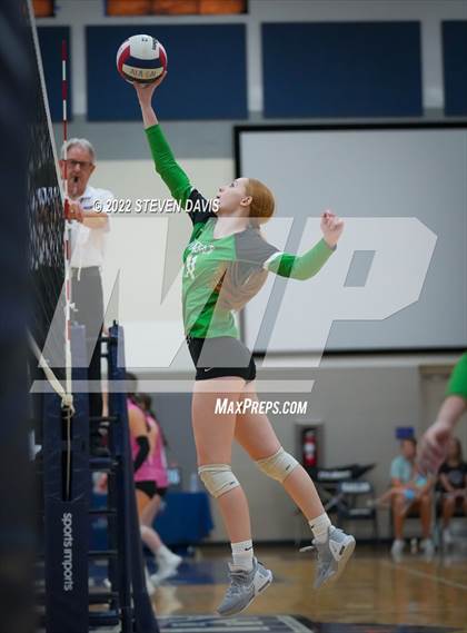 Thumbnail 2 in Youngker vs. Thatcher (Spiketown Invitational) photogallery.