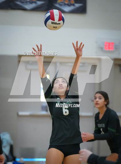 Thumbnail 3 in Youngker vs. Thatcher (Spiketown Invitational) photogallery.