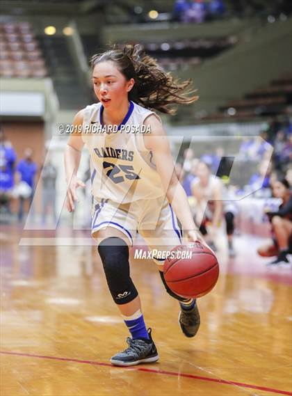 Thumbnail 3 in Caruthers vs. Coalinga (CIF CS D5 Final) photogallery.
