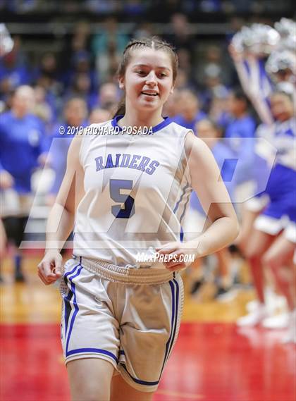Thumbnail 1 in Caruthers vs. Coalinga (CIF CS D5 Final) photogallery.