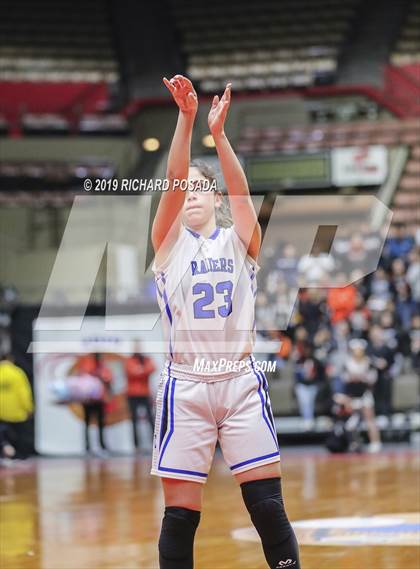 Thumbnail 2 in Caruthers vs. Coalinga (CIF CS D5 Final) photogallery.