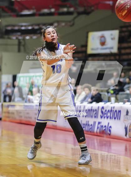 Thumbnail 1 in Caruthers vs. Coalinga (CIF CS D5 Final) photogallery.