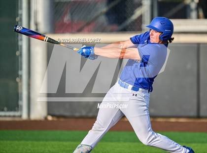 Thumbnail 1 in Hendrickson vs. Barbers Hill (UIL 5A D1 Baseball Regional Semis) photogallery.