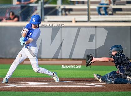 Thumbnail 1 in Hendrickson vs. Barbers Hill (UIL 5A D1 Baseball Regional Semis) photogallery.