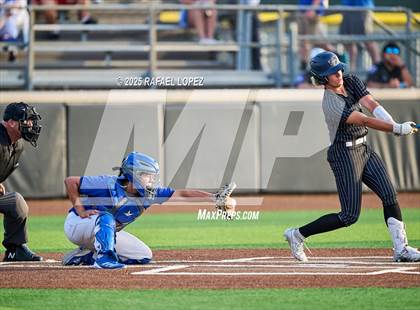 Thumbnail 1 in Hendrickson vs. Barbers Hill (UIL 5A D1 Baseball Regional Semis) photogallery.