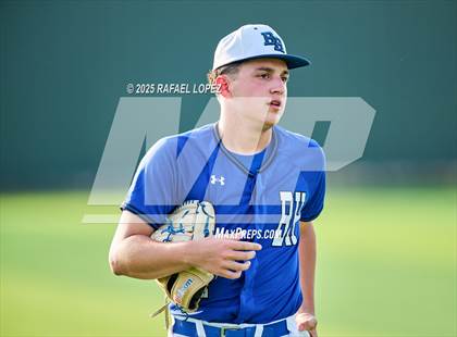 Thumbnail 2 in Hendrickson vs. Barbers Hill (UIL 5A D1 Baseball Regional Semis) photogallery.