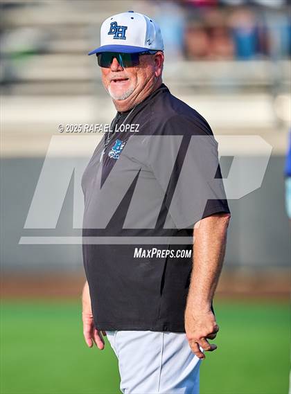Thumbnail 1 in Hendrickson vs. Barbers Hill (UIL 5A D1 Baseball Regional Semis) photogallery.