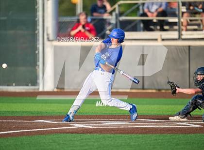 Thumbnail 2 in Hendrickson vs. Barbers Hill (UIL 5A D1 Baseball Regional Semis) photogallery.