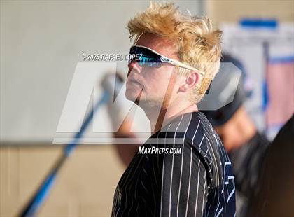 Thumbnail 2 in Hendrickson vs. Barbers Hill (UIL 5A D1 Baseball Regional Semis) photogallery.