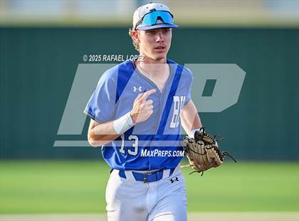 Thumbnail 2 in Hendrickson vs. Barbers Hill (UIL 5A D1 Baseball Regional Semis) photogallery.