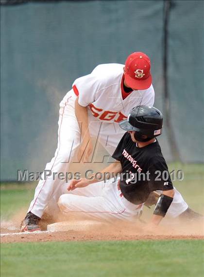 Thumbnail 3 in South Grand Prairie vs Marcus (Texas 5A Region I Playoffs) photogallery.