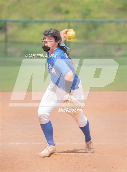 Thumbnail 3 in Crockett County vs. Wilson photogallery.