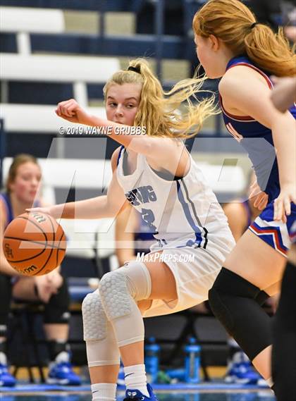 Thumbnail 3 in Quitman vs Spring Hill (Spring Hill Tournament) photogallery.