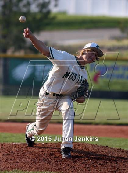 Thumbnail 2 in Borah @ Eagle photogallery.