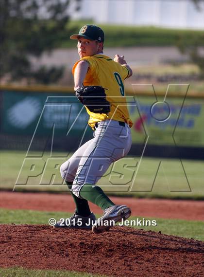 Thumbnail 2 in Borah @ Eagle photogallery.