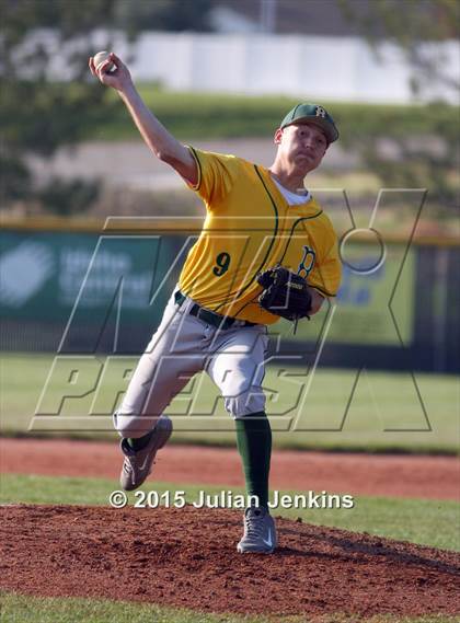 Thumbnail 1 in Borah @ Eagle photogallery.