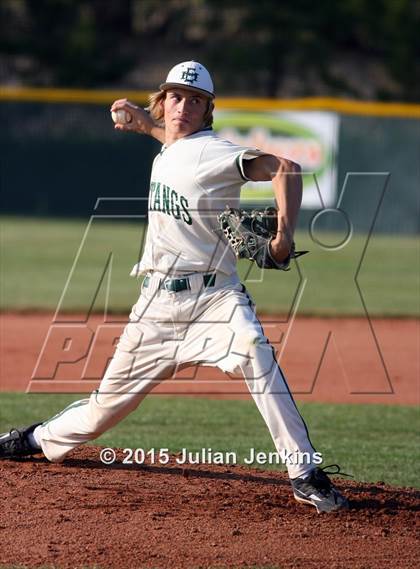 Thumbnail 3 in Borah @ Eagle photogallery.