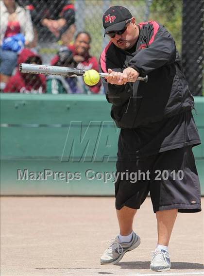 Thumbnail 1 in Aragon vs. Mt. Pleasant (CIF CCS Playoffs) photogallery.
