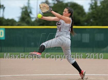 Thumbnail 3 in Aragon vs. Mt. Pleasant (CIF CCS Playoffs) photogallery.