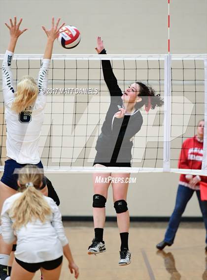 Thumbnail 3 in Durango vs. Pine Creek (Mustang Classic Tournament) photogallery.