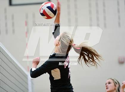 Thumbnail 2 in Durango vs. Pine Creek (Mustang Classic Tournament) photogallery.