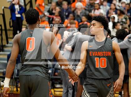 Thumbnail 1 in Glenbrook South vs. Evanston (IHSA 4A Sectional Semifinal) photogallery.