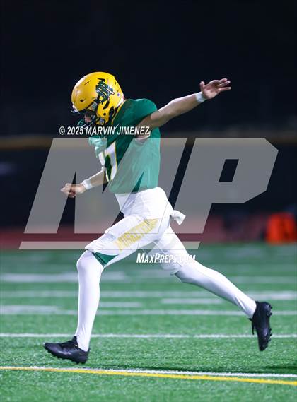 Thumbnail 3 in Moorpark vs Pueblo Central photogallery.